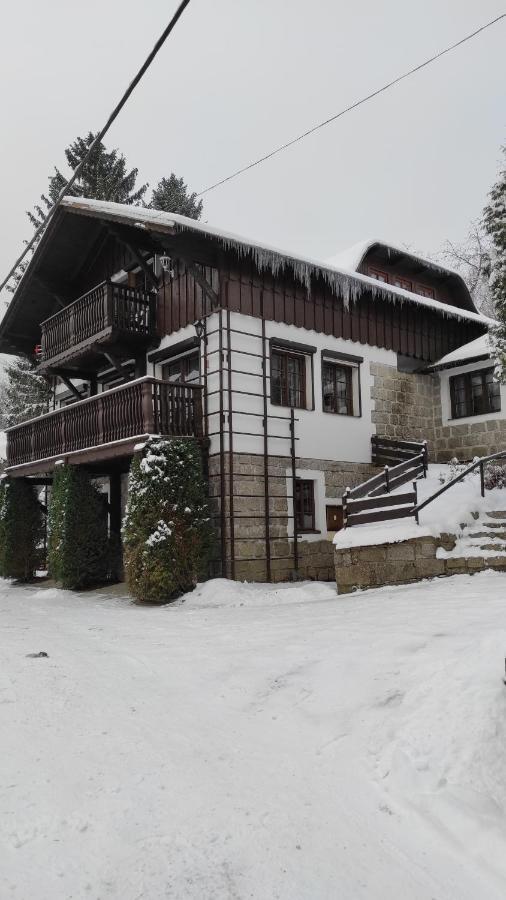 Penzion U Dvou Skal Josefŭv Dŭl Exteriör bild